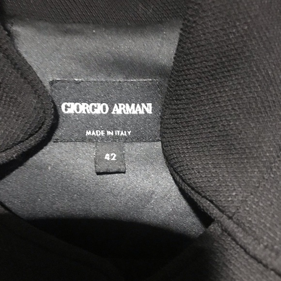 Authentic Giorgio Armani Blazer - Picture 2 of 3